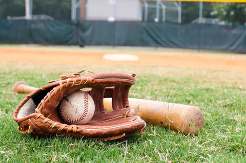 tips for maintaining baseball gloves